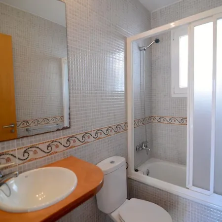 アパート Spacious Duplex In Estartit *